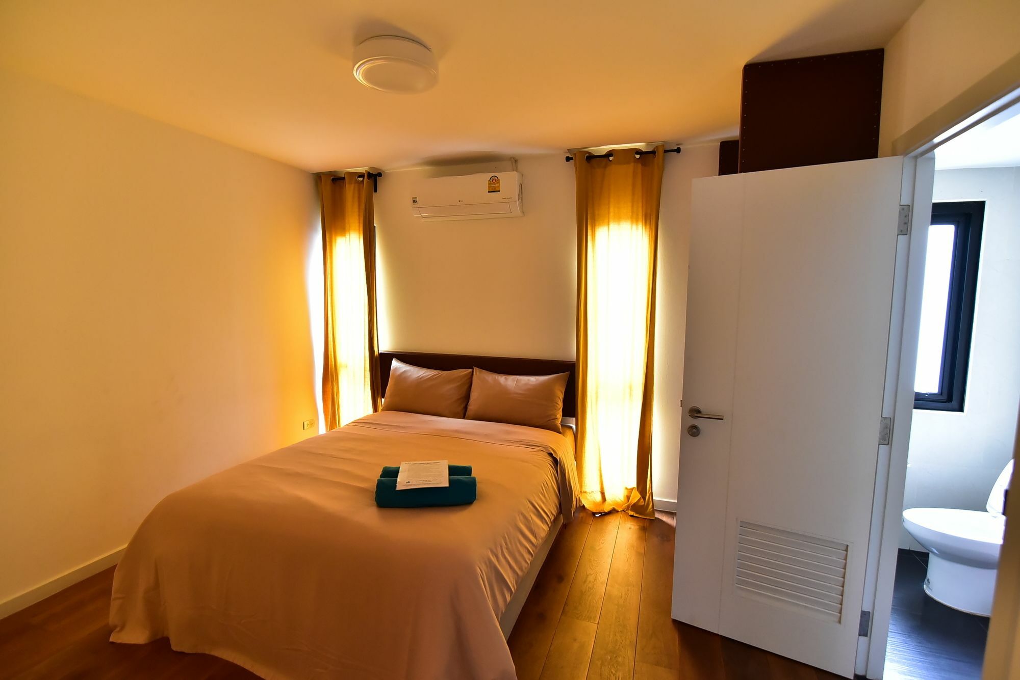 The Win Residence Патая Екстериор снимка